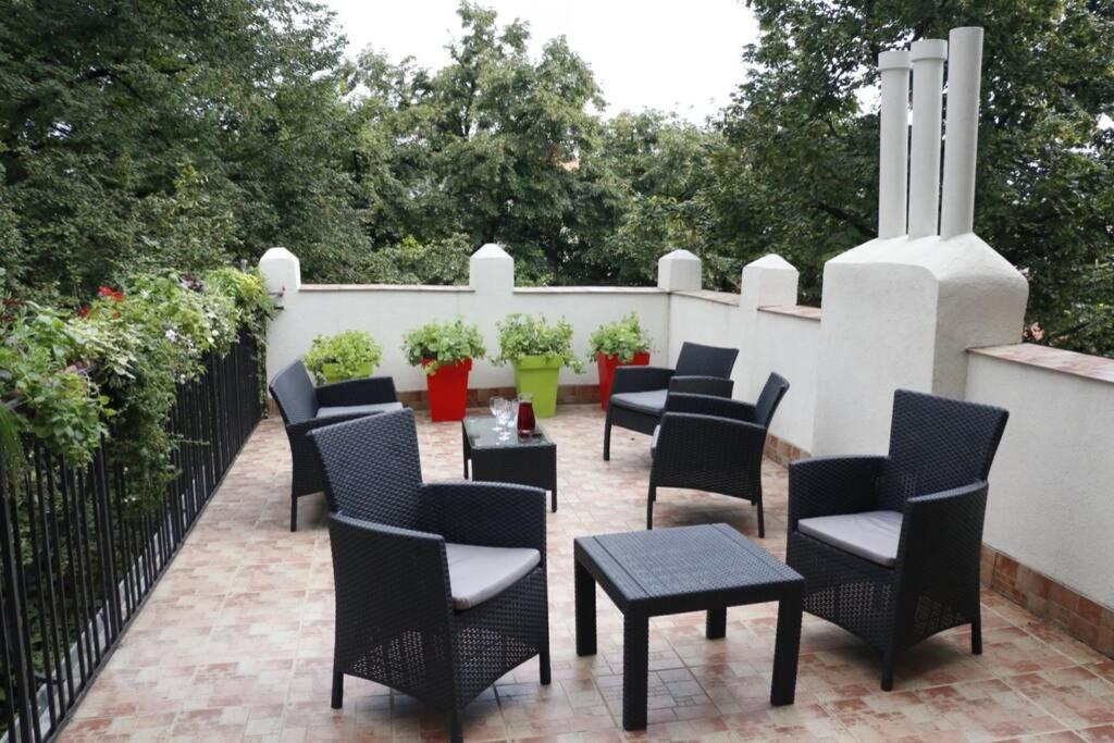 Rock - Studio With 30M2 Terrace Βελιγράδι Εξωτερικό φωτογραφία